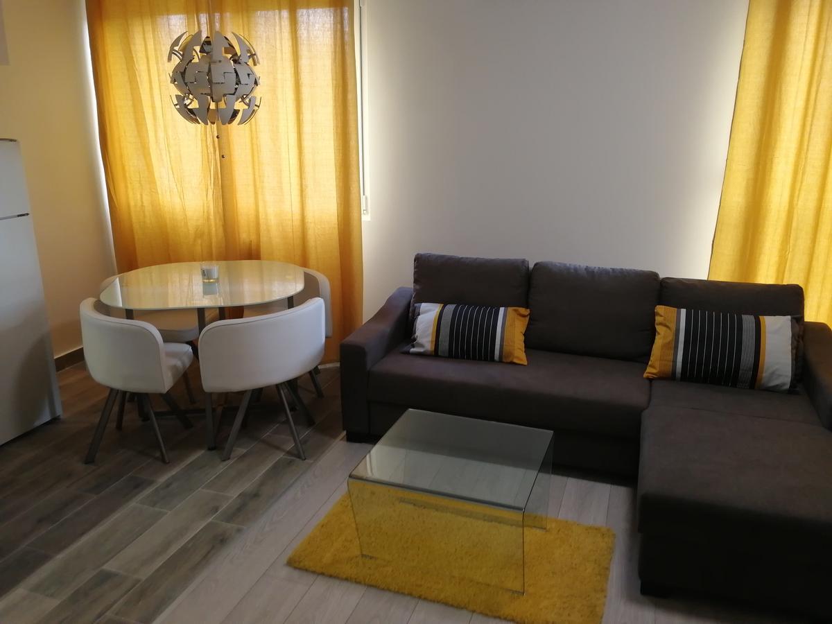 Apartment Oasis Banovo Brdo-Ada Ciganlija Beograd Eksteriør bilde