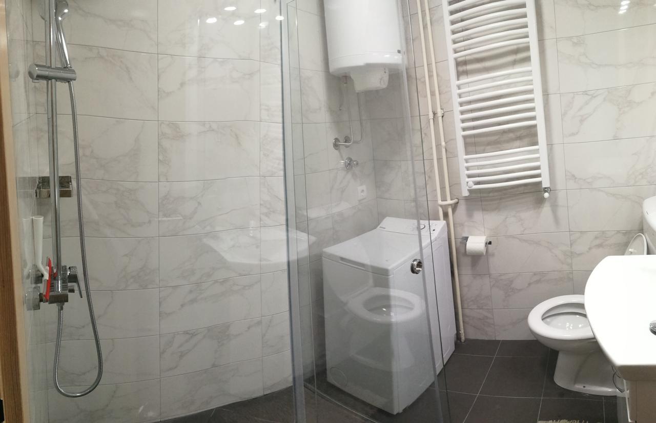 Apartment Oasis Banovo Brdo-Ada Ciganlija Beograd Eksteriør bilde